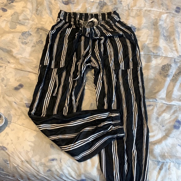Bluenotes striped, flowy pants - Picture 1 of 3